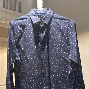 Men’s Bar III (Bar 3) Floral Dress shirt Medium- 15.5 32/33 Blue